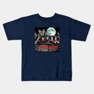 Aliens exist Kids T-Shirt